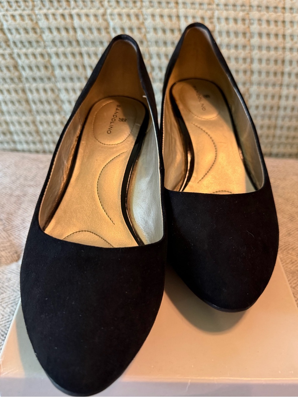 Bandolino Black Suede wedge/pump dress